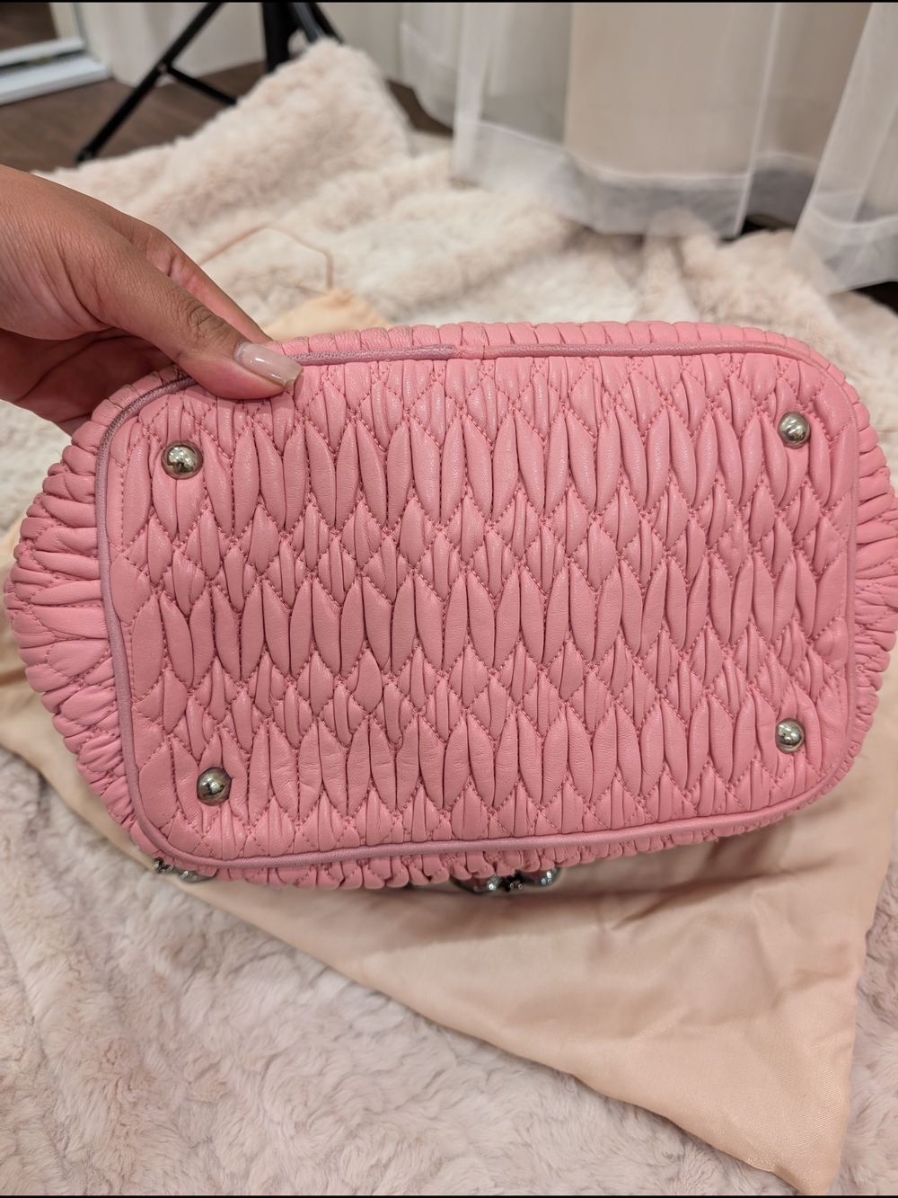 Miu Miu Pink Matelassé Leather Top-Handle Bag - Picture 5 of 10